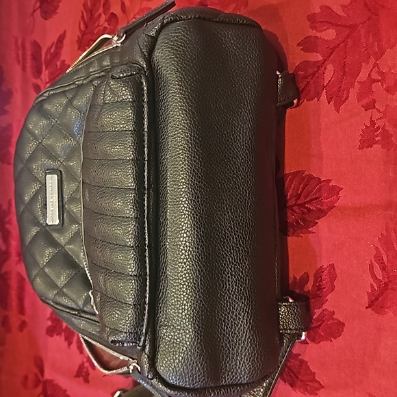 NWOT Adrienne Vittadini backpack purse - Picture 8 of 11